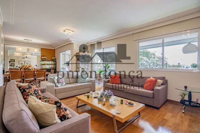 Imagem Belíssimo apartamento 172m² na Vila Romana, 3 vagas de garagem e 3 suítes.