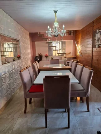 Imagem Casa mista mobiliada com 6 dormitórios sendo3 suítes e 4 vagas e em Barra Velha/SC