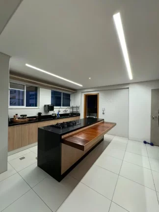Imagem VILA SANTO ANTÔNIO - LADEIRA DA BARRA: 4 Suites c/ ampla varanda gourmet, vista mar Baía de todos os santos, 278,00m2 privativos, andar alto e 4 vagas