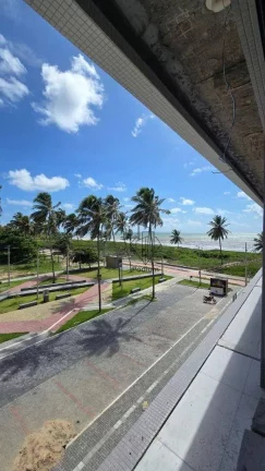 Imagem Flats beira mar com janelão de piso a teto na praia de Intermares-FL0745.