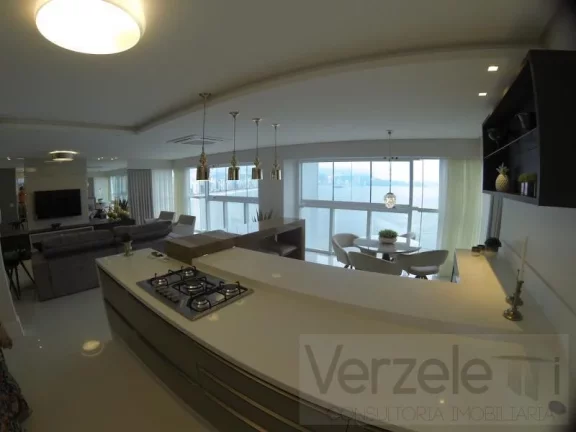 Imagem Apartamento para Locação em Balneário Camboriú / SC no bairro Centro