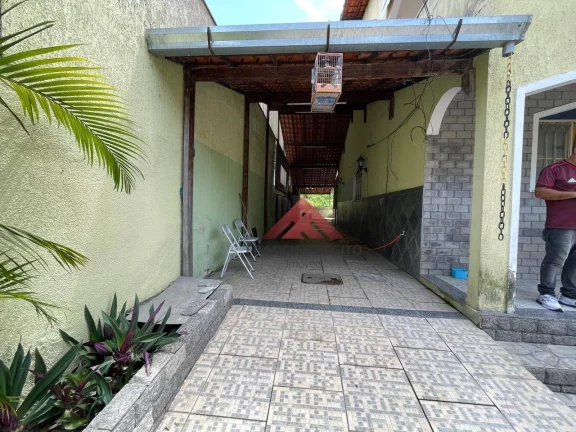 Imagem Casa com 3 dormitórios à venda por R$ 400.000,00 - Pita - São Gonçalo/RJ