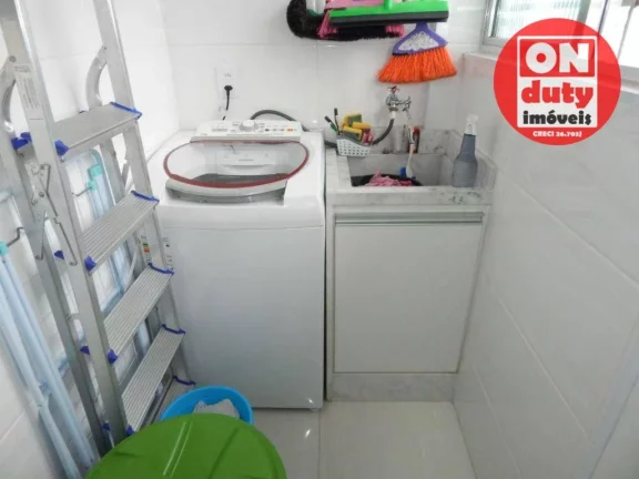 Imagem Casa com 2 dormitórios à venda, 73 m² por R$ 320.000,00 - Areia Branca - Santos/SP