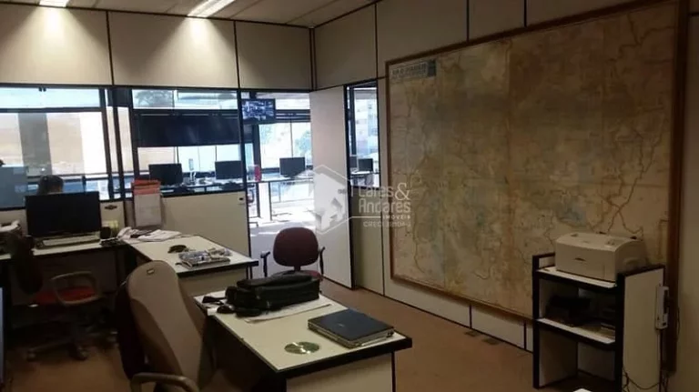 Imagem Prédio Comercial à venda , 750m², vagas para carros e caminhões, Vila Amália (Zona Norte), São Paulo, SP