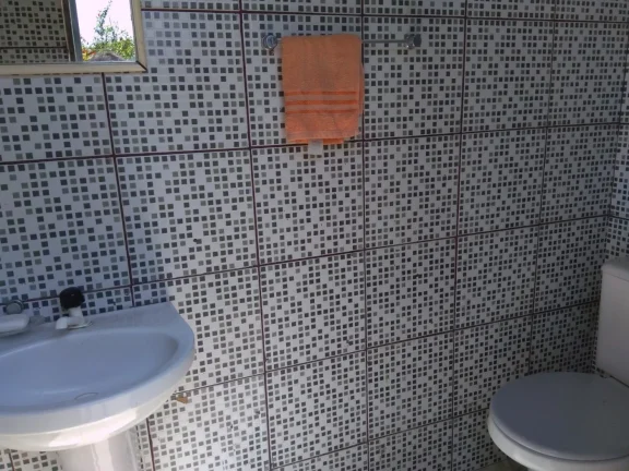 Imagem Casa para Venda em Itaboraí, Gebara (Itambi), 2 dormitórios, 1 suíte, 3 banheiros, 4 vagas