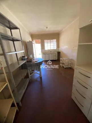 Imagem Casa comercial com 3 dormitórios para alugar, 137 m² por R$ 3.500/mês - Setor Central - Itumbiara/GO