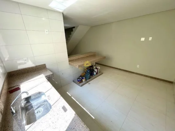 Imagem Casa Duplex à Venda em Itapebussu, Guarapari: Conforto e Proximidade à Praia do Morro
Descubra est...