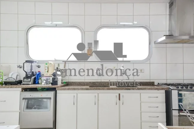 Imagem Apartamento na Vila Madalena com 3 quartos (1 suite) e 2 vagas, 158m²