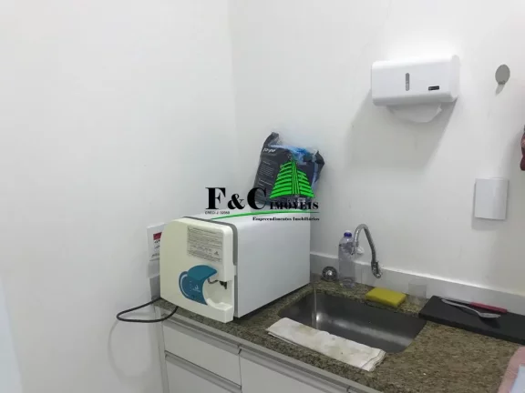 Imagem Ponto Comercial para Venda em Limeira, Centro, 2 banheiros, 1 vaga