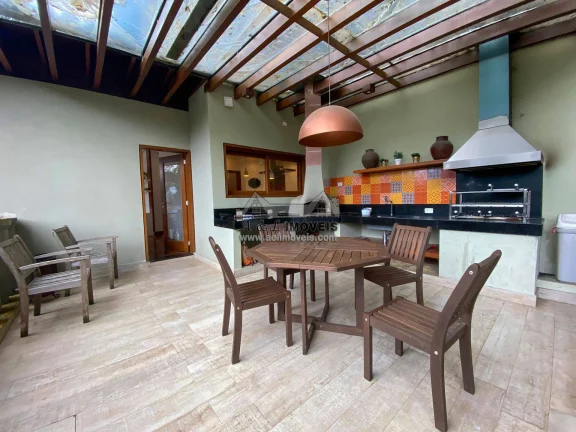 Imagem Casa em Campos do Jordão – Com 05 suítes em condomínio fechado