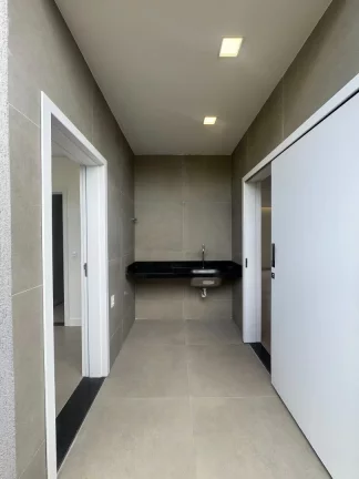 Imagem Casa com 4 suítes à venda, 266 m² por R$ 1.690.000 - Cidade Alpha - Eusébio/CE