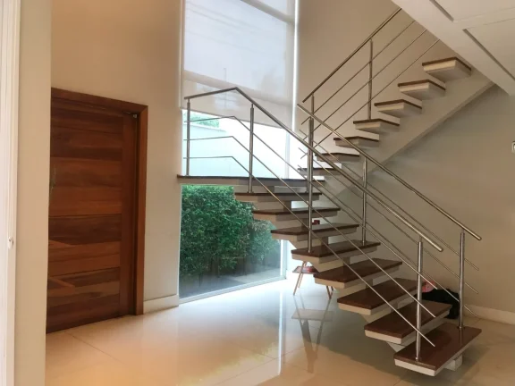 Imagem Casa Alto Padrão, Planalto Paulista - 400M², 3 Dorms, 3 Suítes + 1 Reversível, Armários, Jardim, Split.