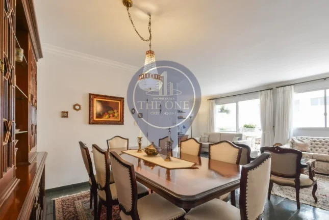 Imagem Apartamento de luxo à venda em Moema, São Paulo-SP: 4 quartos, 1 suíte, 2 salas, 4 banheiros, 3 vagas de garagem, 161m².