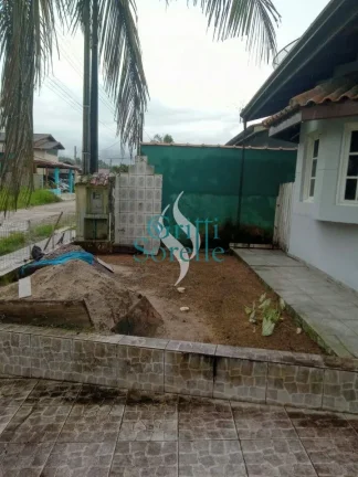 Imagem Excelente Casa em condomínio à venda no Horto Florestal - Ubatuba/SP.