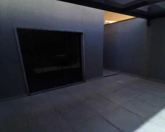 Imagem Casa estilo sobrado para alugar ao lado do Shopping Raposo