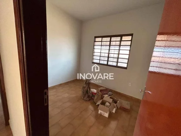 Imagem Casa com 3 dormitórios à venda, 160 m² por R$ 350.000,00 - Setor Social - Itumbiara/GO