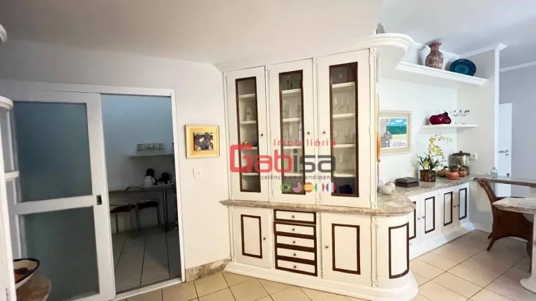 Imagem Apartamento com 4 dormitórios à venda, 170 m² por R$ 1.400.000,00 - Centro - Cabo Frio/RJ