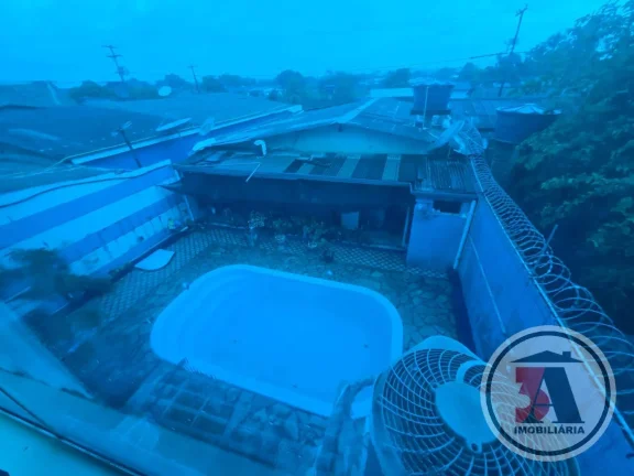 Imagem Casa com Piscina Zona Leste