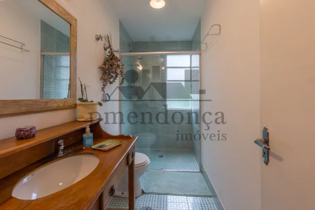 Imagem Apartamento reformado em Perdizes com 3 quartos (1 suíte) e1 vaga, 106m²