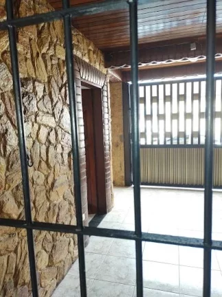 Imagem SOBRADO COM 3 DORMITÓRIOS À VENDA, 100 M² POR R$ 450.000 - OCIAN - PRAIA GRANDE/SP