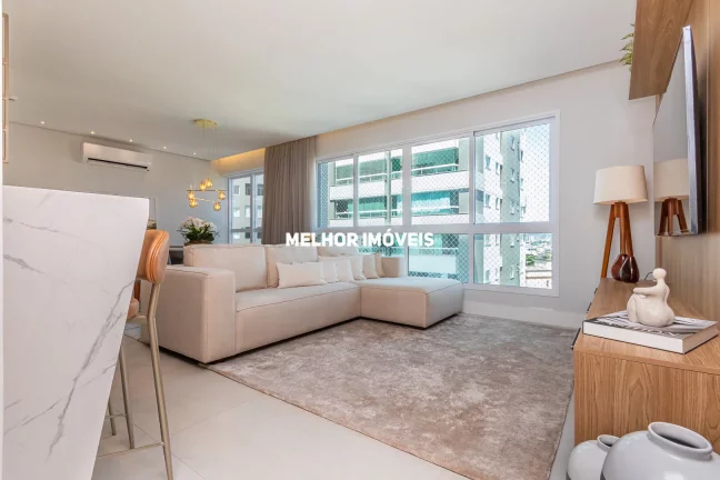Imagem Apartamento à venda com 4 quartos sendo 2 suítes e 2 vagas de garagem localizado em Balneário Camboriú