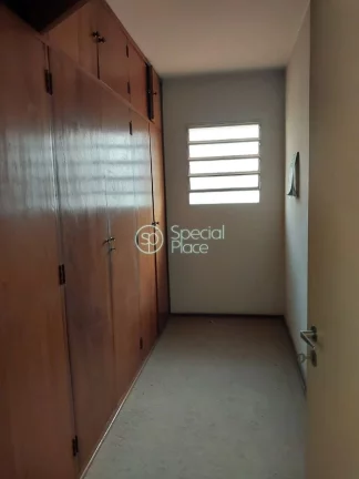 Imagem MARAVILHOSA CASA PARA REFORMA CIDADE JARDIM *380M2 AREA UTIL *520M2 TERRENO *04 QUARTOS SENDO 1 SUIT...