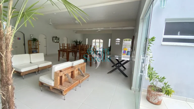 Imagem Casa/Sobrado à Venda em Tenório - Ubatuba/SP.