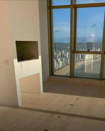 Imagem Cobertura Quadriplex com 8 suítes e 10 vagas de garagem na Barra Sul em Balneário Camboriú
