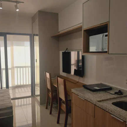 Imagem Apartamento Mobiliado Paraíso - 25M², 1 Dorm, Varanda Envidraçada.