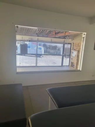 Imagem Alugo Sobrado com 3 dormitórios - 2 vagas - Edícula - Jardim Consórcio!