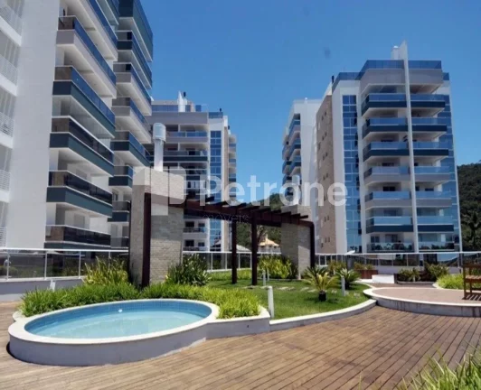 Belíssimo Apartamento à venda na Praia de Palmas