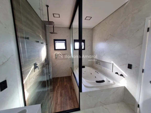Imagem A casa perfeita para você que busca por conforto e sofisticação!
Dotado de excelente acabamento e...
