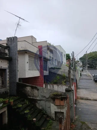 Imagem Casa à venda em São Paulo-SP, Jardim da Saúde - 3 quartos, 2 salas, 3 banheiros, 1 vaga, 130m².