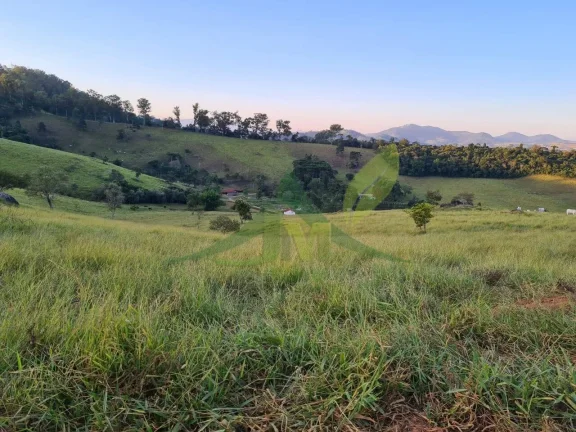 Imagem Sítio em Piracaia com 31 Alqueires