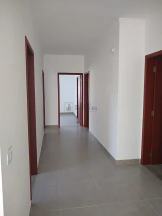 Imagem Casa com 3 dormitórios à venda em condomínio fechado em Camboriú/SC