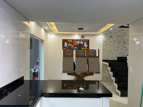 Imagem SOBRADO com 3 dormitórios à venda por R$ 950.000,00 no bairro Vargem Grande - PINHAIS / PR