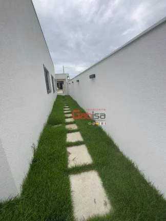 Imagem Casa com 3 dormitórios à venda, 137 m² por R$ 950.000,00 - Vila Sao Pedro - São Pedro da Aldeia/RJ