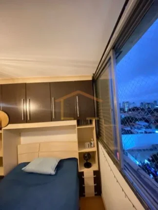 Imagem Apartamento, 62m², dispõe de 2 dormitórios, 1 banheiro, sala para dois ambientes, armários na co...