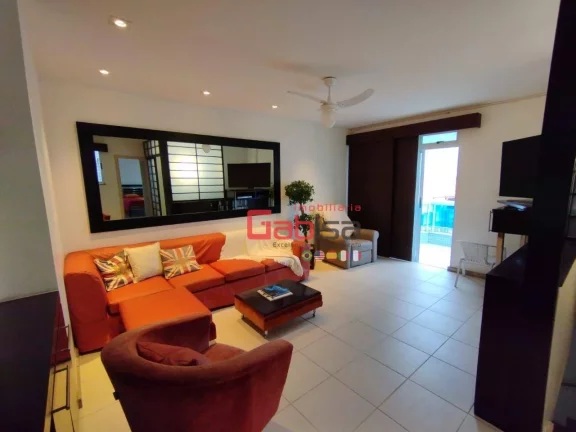 Imagem Cobertura com 3 dormitórios à venda, 220 m² por R$ 1.500.000,00 - Centro - Cabo Frio/RJ