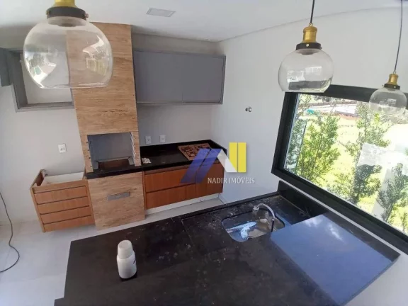 Imagem Casa com 4 Quartos à Venda, 400 m² em Gran Royalle - Pouso Alegre