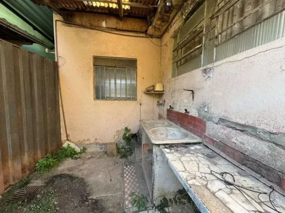 Imagem Casa Antiga à Venda no Bairro Grogotó — Excelente Localização para Reforma ou Investimento
