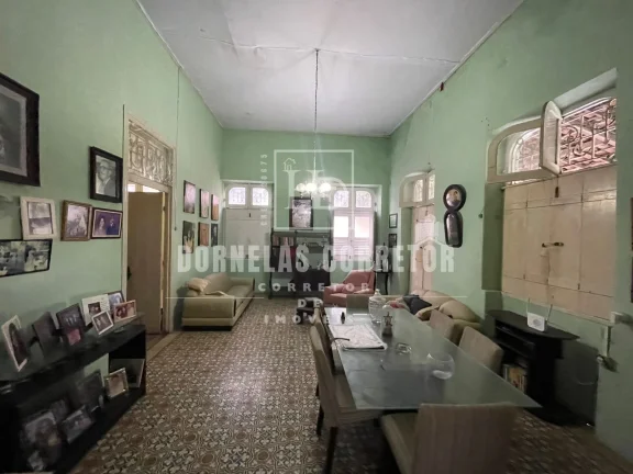 Imagem Casa Ampla à Venda em Olinda com Terreno de 1.500m²