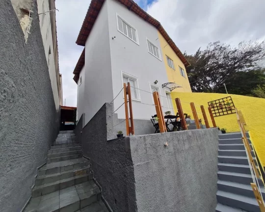 Imagem Sobrado ester , 3 dormitórios, 2 vaga , ótima localização..