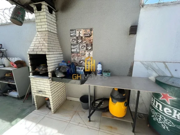 Imagem GH1945

Excelente casa na Vila Galvão, reformada, pra quem busca conforto e excelente localização...