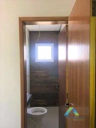 Imagem SANTO ANDRÉ Apartamento sem condomínio 49,5M², 2 dormitorios, 1 vaga ótima localização e valor !!!