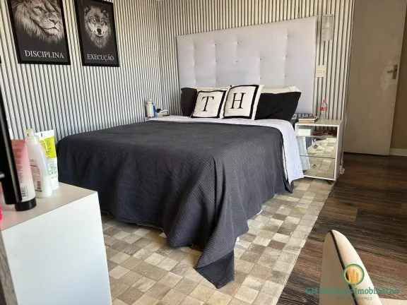 Imagem Linda casa moderna com 3 suítes e área de lazer com piscina em condomínio