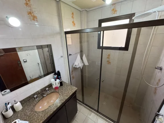 Imagem Apartamento 3 dormitórios com 2 vagas demarcadas em Gonzaga, Santos/SP