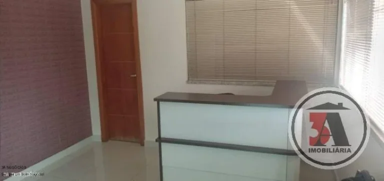 Imagem Prédio Comercial no Centro de PVH