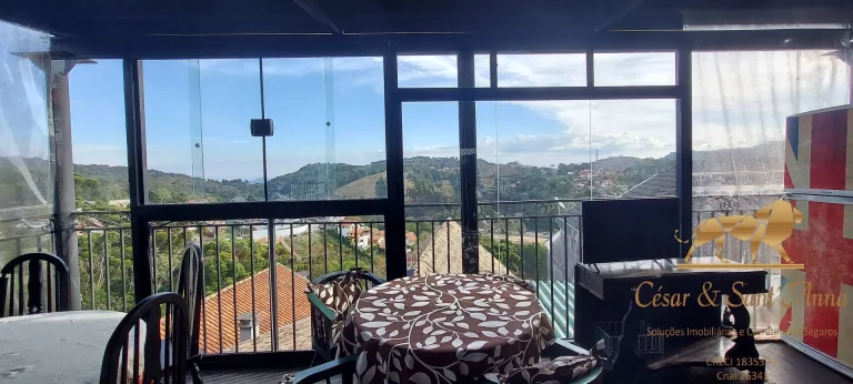 Imagem Locação de Casa com Potencial para Pousada/Guest House em Campos do Jordão