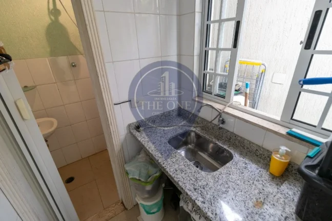 Imagem Casa de Luxo à Venda em Indianópolis, São Paulo-SP: 3 Quartos, 1 Suíte, 1 Sala, 4 Banheiros